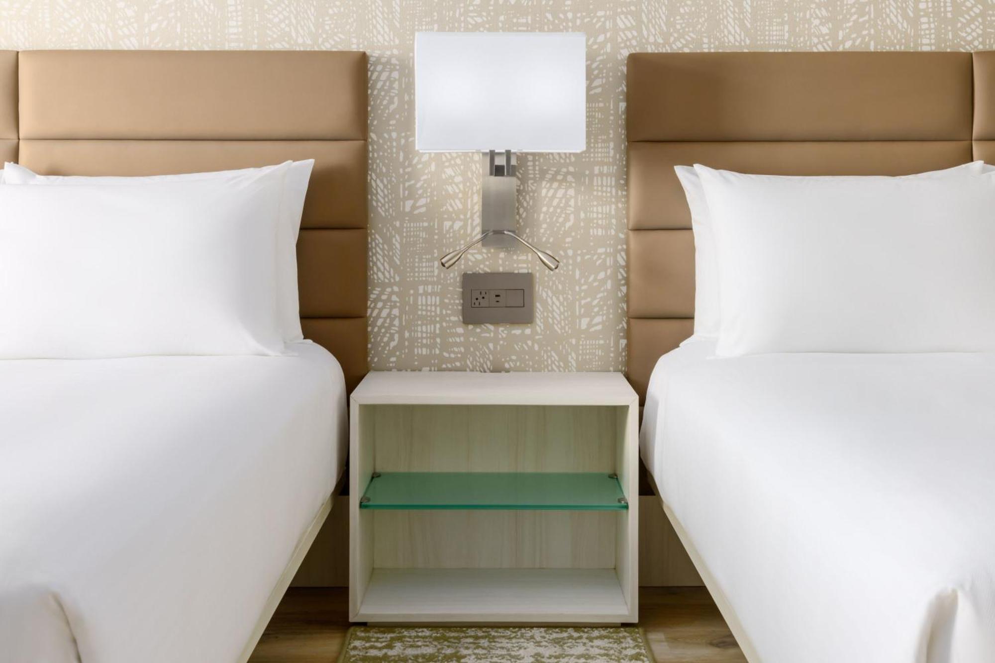 Ac Hotel By Marriott Naples 5Th Avenue Ngoại thất bức ảnh